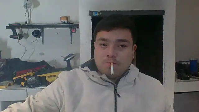Snapshot of DirtyRcride chatting on January 2025 01:56:02 AM DirtyRcride online show from January 2025 01:56:02 AM