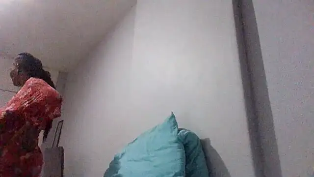 BabeAssXX online show from December 2025 04:33:01 PM