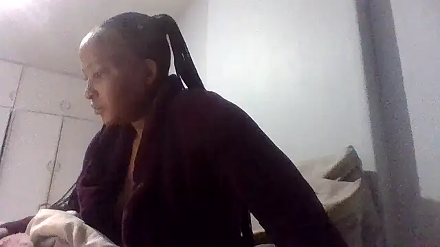 BabeAssXX online show from November 2025 05:12:02 AM