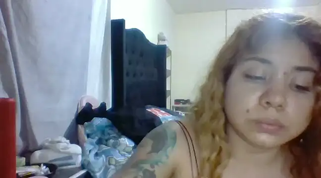 Jennxdolls online show from January 2025 01:27:01 PM