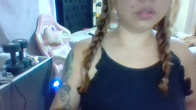 Jennxdolls online show from February 2025 02:51:02 AM