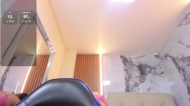 LAILAMORFY online show from January 2026 12:22:02 PM