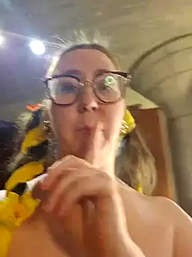 littlelustlamb online show from December 2024 06:24:02 PM