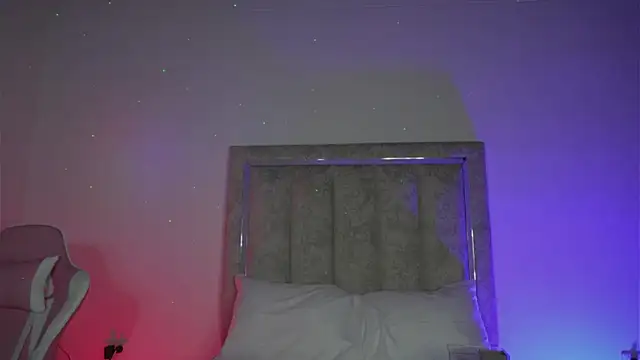 little-Emma online show from February 2026 03:36:02 AM