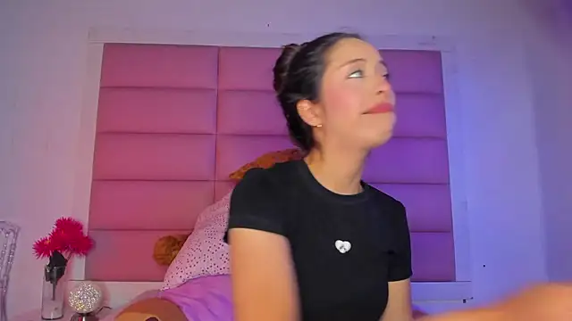 little-Emma online show from January 2026 03:12:01 AM