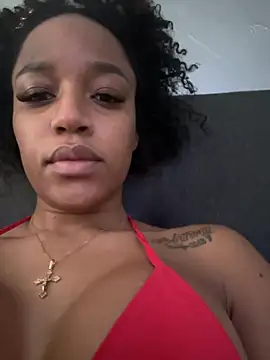 Snapshot of Black_Dolll chatting on March 2025 10:03:01 AM Black Dolll online show from March 2025 10:03:01 AM