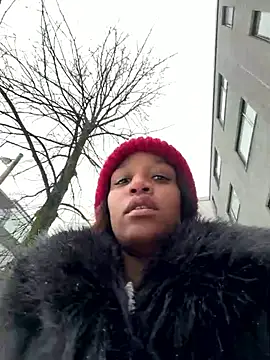 Snapshot of Black_Dolll chatting on February 2026 12:27:01 PM Black Dolll online show from February 2026 12:27:01 PM