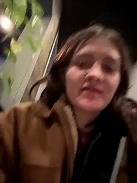 Snapshot of emilysue1 chatting on December 2025 05:02:02 AM emilysue1 online show from December 2025 05:02:02 AM