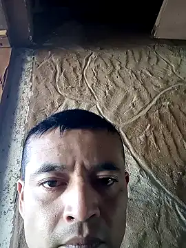 Snapshot of BafflingWhatsis chatting on November 2025 10:43:02 PM BafflingWhatsis online show from November 2025 10:43:02 PM