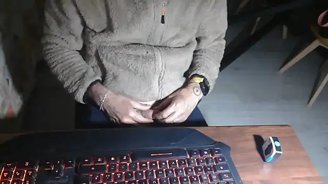 Adri gard online show from April 2026 08:26:01 PM