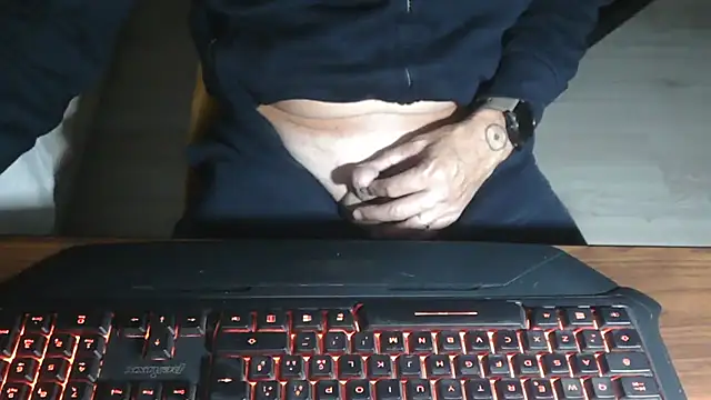 Adri gard online show from November 2025 09:20:01 PM