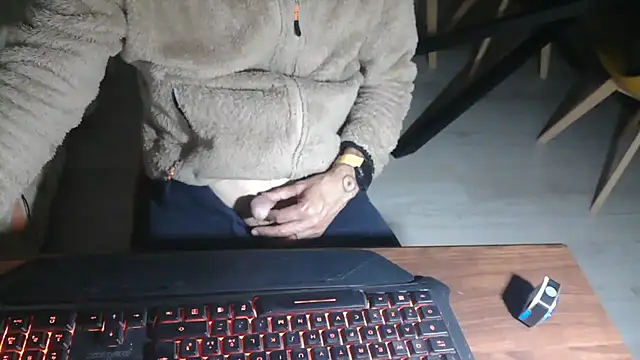 Adri gard online show from April 2026 08:21:01 PM