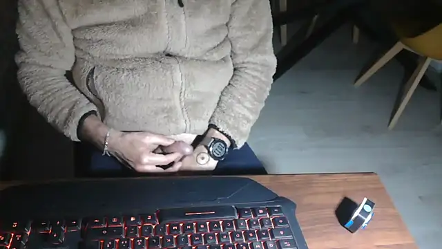 Adri gard online show from March 2026 09:11:02 PM