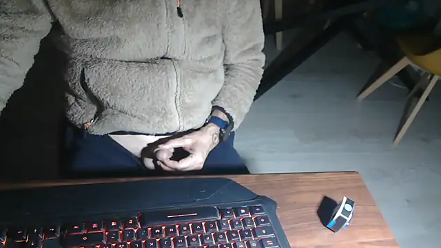 Adri gard online show from March 2026 09:28:01 PM