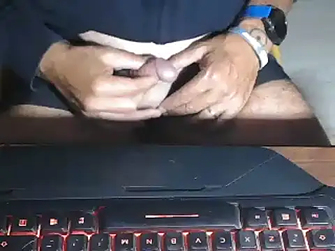 Adri gard online show from September 2025 10:01:02 PM