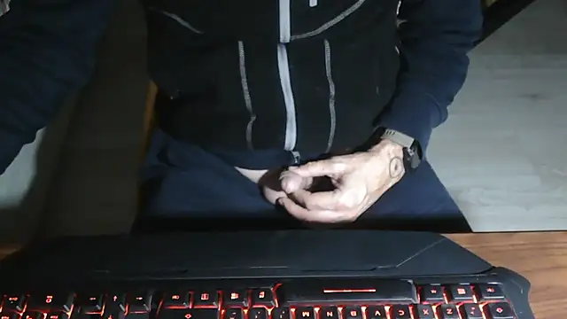 Adri gard online show from November 2025 10:42:01 PM