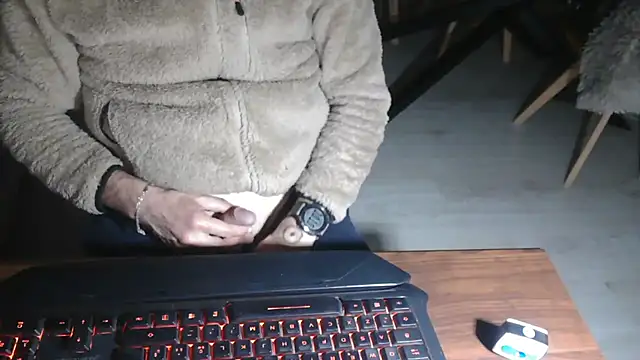 Adri gard online show from March 2026 09:11:02 PM