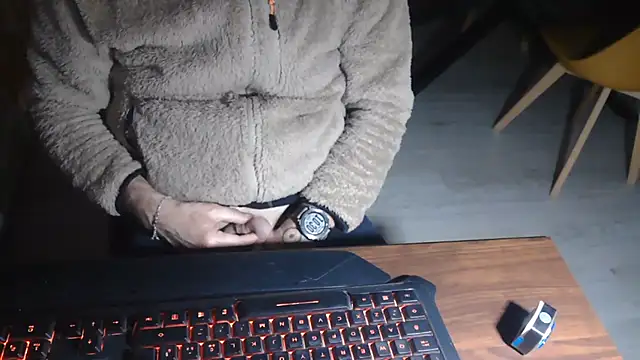 Adri gard online show from March 2026 09:31:02 PM