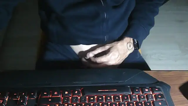 Adri gard online show from October 2025 09:36:01 PM