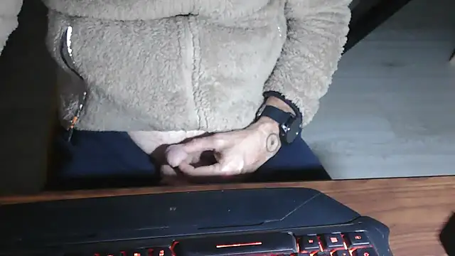 Adri gard online show from November 2025 10:10:01 PM