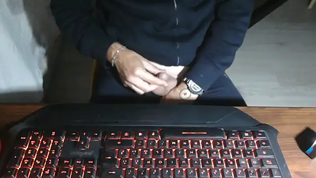 Adri gard online show from November 2025 09:19:01 PM