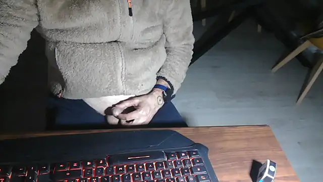 Adri gard online show from March 2026 09:32:02 PM