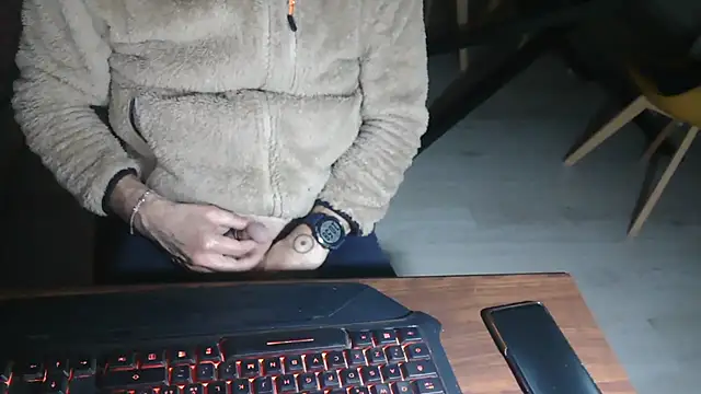 Adri gard online show from March 2026 09:59:01 PM