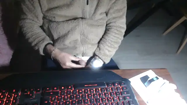 Adri gard online show from April 2026 08:26:02 PM