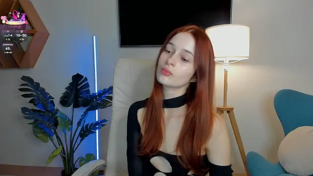 Viola  moon online show from October 2025 12:04:01 PM