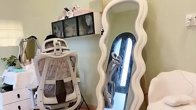 Nery Asian online show from February 2026 01:50:02 AM