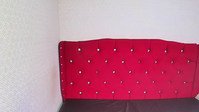 Lilyevansx online show from April 2026 04:04:02 PM