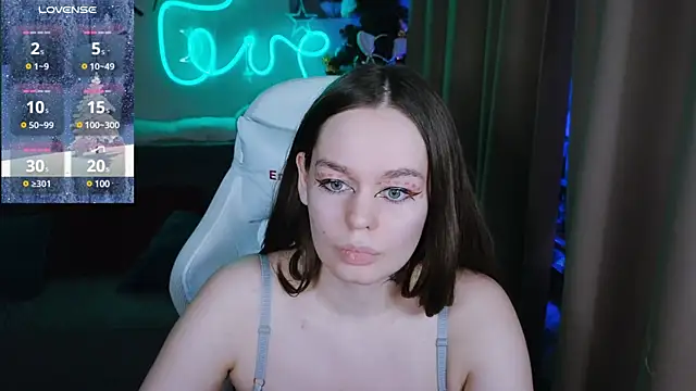 Snapshot of Bad_Girl009 chatting on January 2025 03:37:02 PM Bad Girl009 online show from January 2025 03:37:02 PM