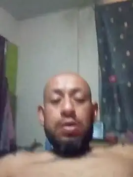 pineda1689 online show from October 2025 08:06:02 PM