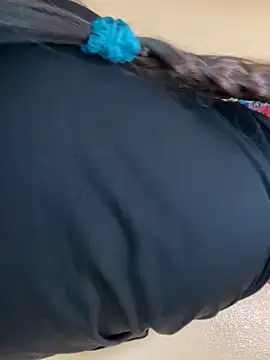 Evelyn Moon online show from November 2025 03:15:02 PM