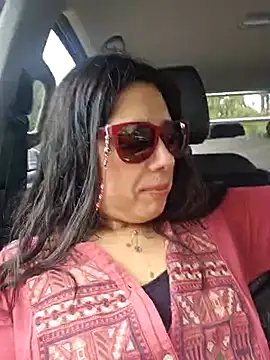 Snapshot of Reinacatchile chatting on February 2025 08:41:01 PM Reinacatchile online show from February 2025 08:41:01 PM