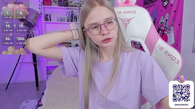 Snapshot of Milia_Parker chatting on February 2025 01:55:01 AM Milia Parker online show from February 2025 01:55:01 AM