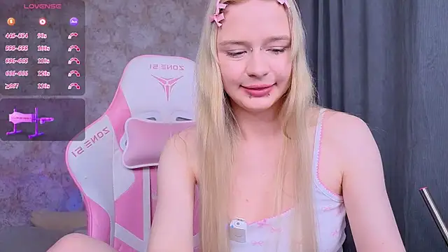 Milia Parker online show from July 2026 09:04:01 PM