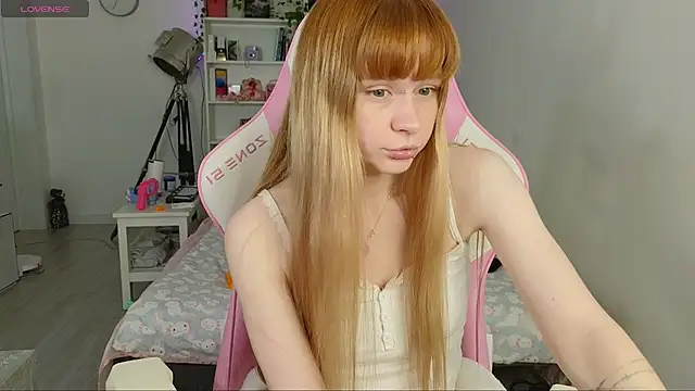 Snapshot of Milia_Parker chatting on September 2025 11:00:02 PM Milia Parker online show from September 2025 11:00:02 PM