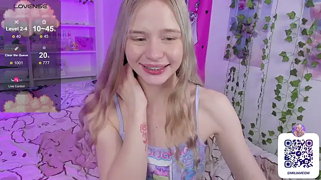 Snapshot of Milia_Parker chatting on January 2025 02:21:02 AM Milia Parker online show from January 2025 02:21:02 AM