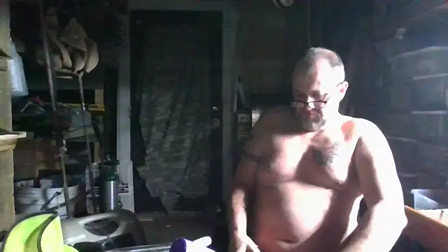 FKHoward online show from May 2026 09:01:02 AM