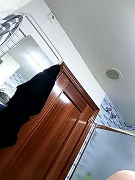 calamardo19 online show from February 2025 06:06:02 AM