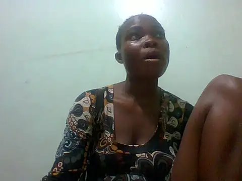 sexxyqueenn22 online show from December 2025 05:18:01 PM