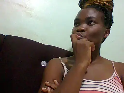 sexxyqueenn22 online show from October 2025 08:30:02 PM