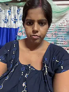 Beauty-queen online show from July 2026 02:02:01 PM