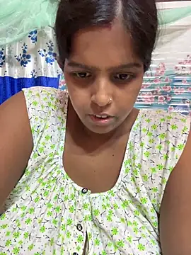 Beauty-queen online show from July 2026 04:03:02 PM