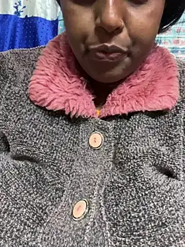 Snapshot of Beauty-queen chatting on February 2026 01:19:01 PM Beauty-queen online show from February 2026 01:19:01 PM