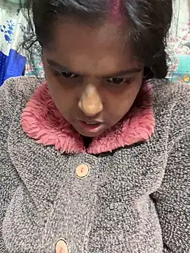 Snapshot of Beauty-queen chatting on December 2025 10:53:02 AM Beauty-queen online show from December 2025 10:53:02 AM