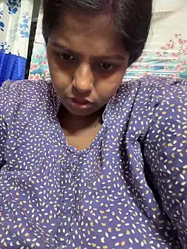 Beauty-queen online show from April 2026 01:28:01 PM