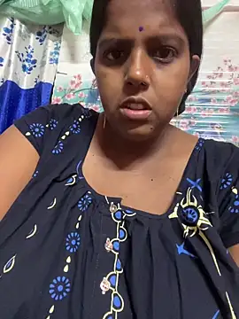 Beauty-queen online show from March 2026 11:20:01 AM