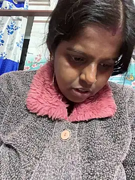 Snapshot of Beauty-queen chatting on February 2026 01:11:02 PM Beauty-queen online show from February 2026 01:11:02 PM